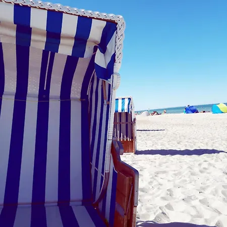 Apartment 4 Sterne-terrassen-fewo Heimathaven Direkt Am Ostseestrand Inkl Schwimmbad